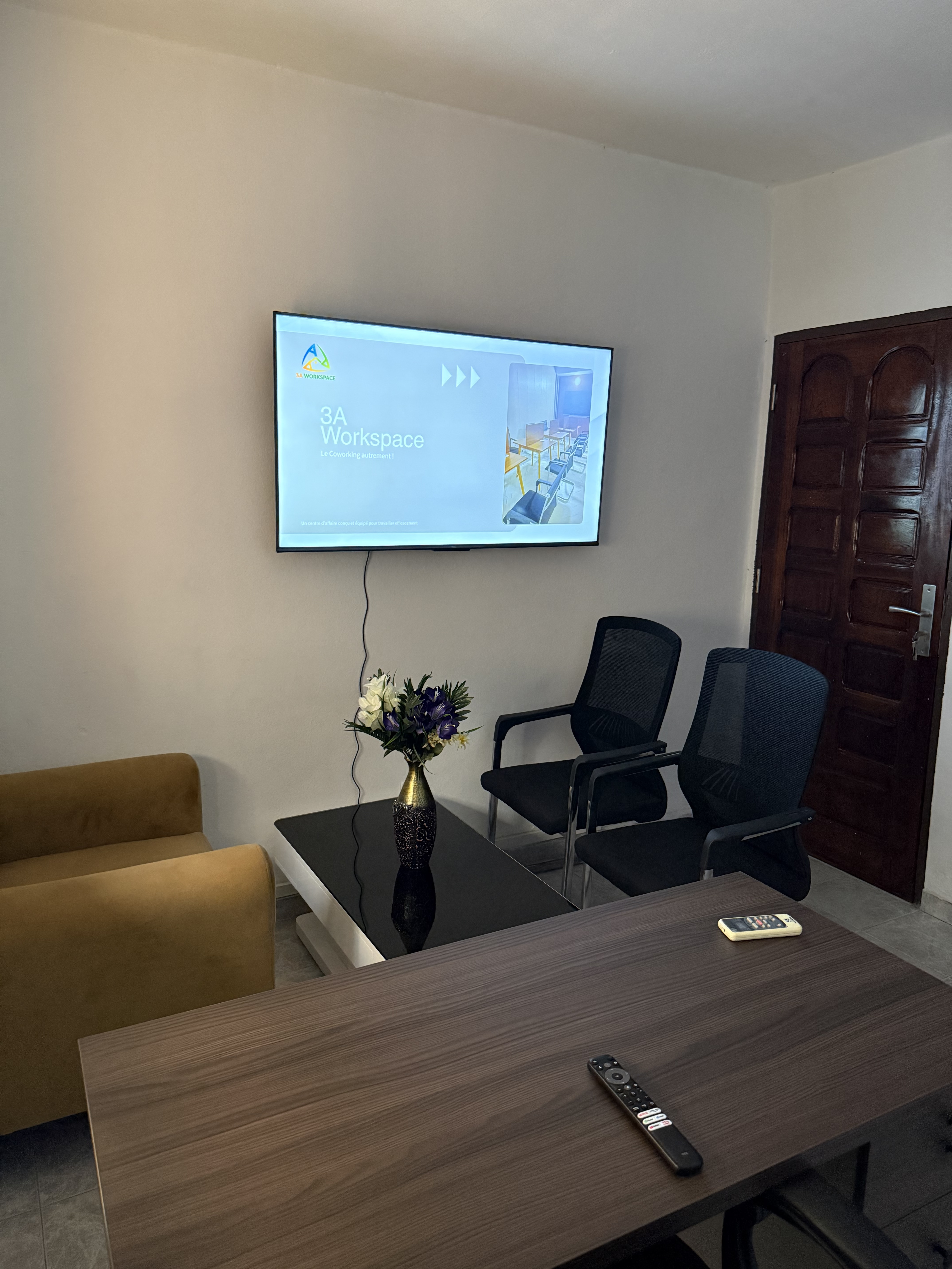 Bureau Privé Emeraude (Emerald Desk)